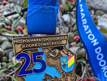 Prezentujemy medal 25. PKO Półmaratonu dookoła Jeziora Żywieckiego! - zdjęcie3