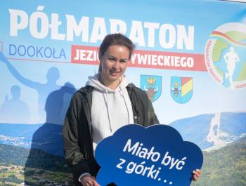 25. PKO Półmaraton dookoła Jeziora Żywieckiego przeszedł do historii. Padły trzy rekordy! - zdjęcie82