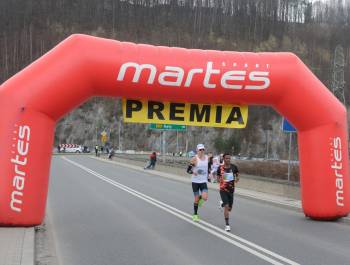 25. PKO Półmaraton dookoła Jeziora Żywieckiego przeszedł do historii. Padły trzy rekordy! - zdjęcie100