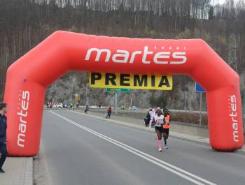 25. PKO Półmaraton dookoła Jeziora Żywieckiego przeszedł do historii. Padły trzy rekordy! - zdjęcie103