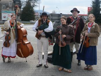 25. PKO Półmaraton dookoła Jeziora Żywieckiego przeszedł do historii. Padły trzy rekordy! - zdjęcie108