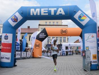 25. PKO Półmaraton dookoła Jeziora Żywieckiego przeszedł do historii. Padły trzy rekordy! - zdjęcie140