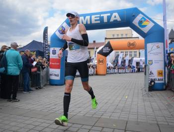 25. PKO Półmaraton dookoła Jeziora Żywieckiego przeszedł do historii. Padły trzy rekordy! - zdjęcie149