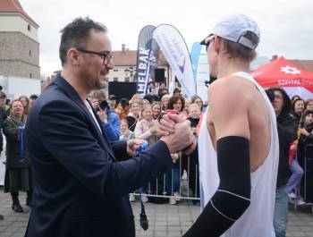 25. PKO Półmaraton dookoła Jeziora Żywieckiego przeszedł do historii. Padły trzy rekordy! - zdjęcie150