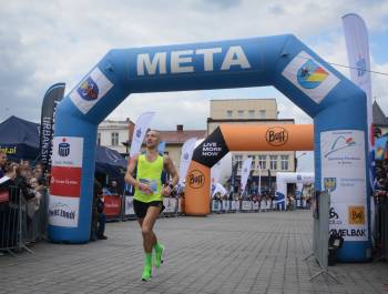 25. PKO Półmaraton dookoła Jeziora Żywieckiego przeszedł do historii. Padły trzy rekordy! - zdjęcie157