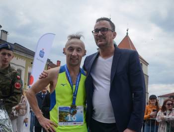 25. PKO Półmaraton dookoła Jeziora Żywieckiego przeszedł do historii. Padły trzy rekordy! - zdjęcie159