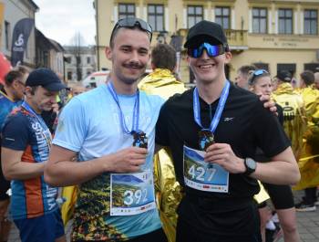 25. PKO Półmaraton dookoła Jeziora Żywieckiego przeszedł do historii. Padły trzy rekordy! - zdjęcie191