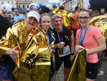 25. PKO Półmaraton dookoła Jeziora Żywieckiego przeszedł do historii. Padły trzy rekordy! - zdjęcie198