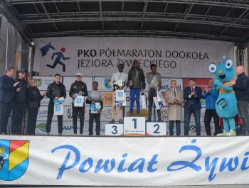 25. PKO Półmaraton dookoła Jeziora Żywieckiego przeszedł do historii. Padły trzy rekordy! - zdjęcie254