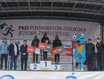 25. PKO Półmaraton dookoła Jeziora Żywieckiego przeszedł do historii. Padły trzy rekordy! - zdjęcie260