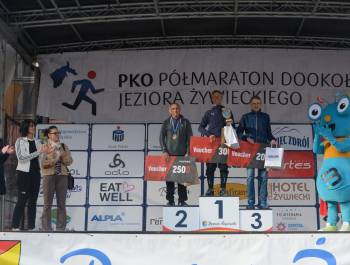 25. PKO Półmaraton dookoła Jeziora Żywieckiego przeszedł do historii. Padły trzy rekordy! - zdjęcie270