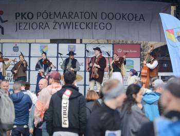 25. PKO Półmaraton dookoła Jeziora Żywieckiego przeszedł do historii. Padły trzy rekordy! - zdjęcie132