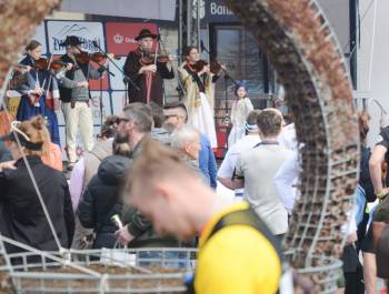 25. PKO Półmaraton dookoła Jeziora Żywieckiego przeszedł do historii. Padły trzy rekordy! - zdjęcie61