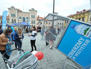 AKCJA FIRMY ŻYWIEC ZDRÓJ, GŁÓWNEGO PARTNERA PODCZAS PÓŁMARATONU ŻYWIECKIEGO - zdjęcie8